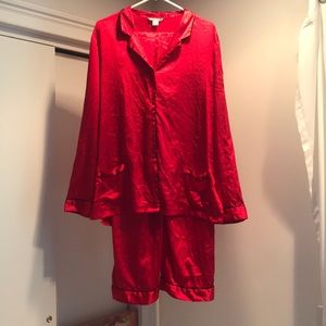 Victoria’s Secret silky pajama set